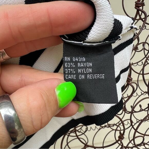 Vintage 90s Barbara Katz black white stripe stretchy tank top MEDIUM - Picture 6 of 9